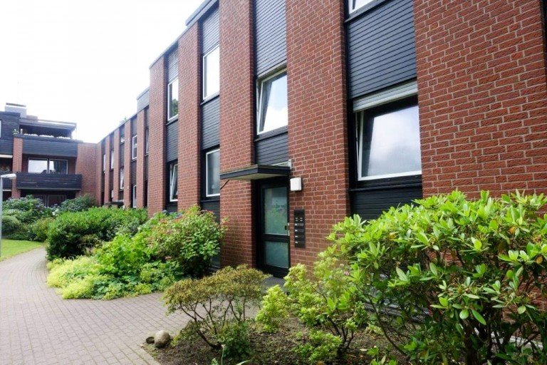 Hauszugang Hamburg - Hamburg Erdgeschosswohnung 2-Zimmerwohnung vermietet in 21077 Hamburg-Marmstorf zu verkaufen