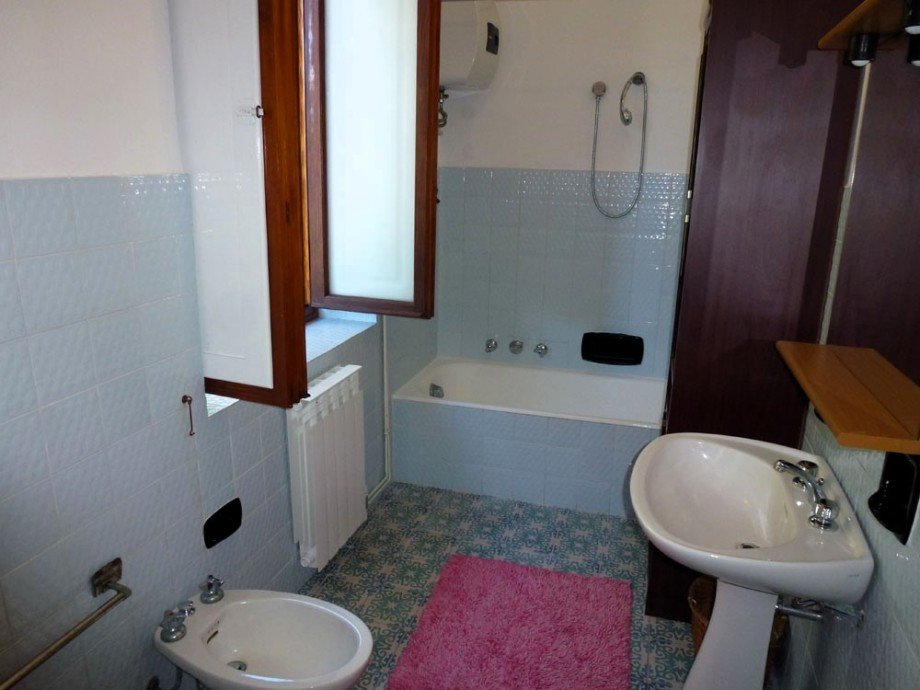kleines Bad Haus Guardistallo
