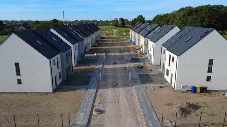 Blick in die Wohnstra�e Doppelhaush�lfte Wollin