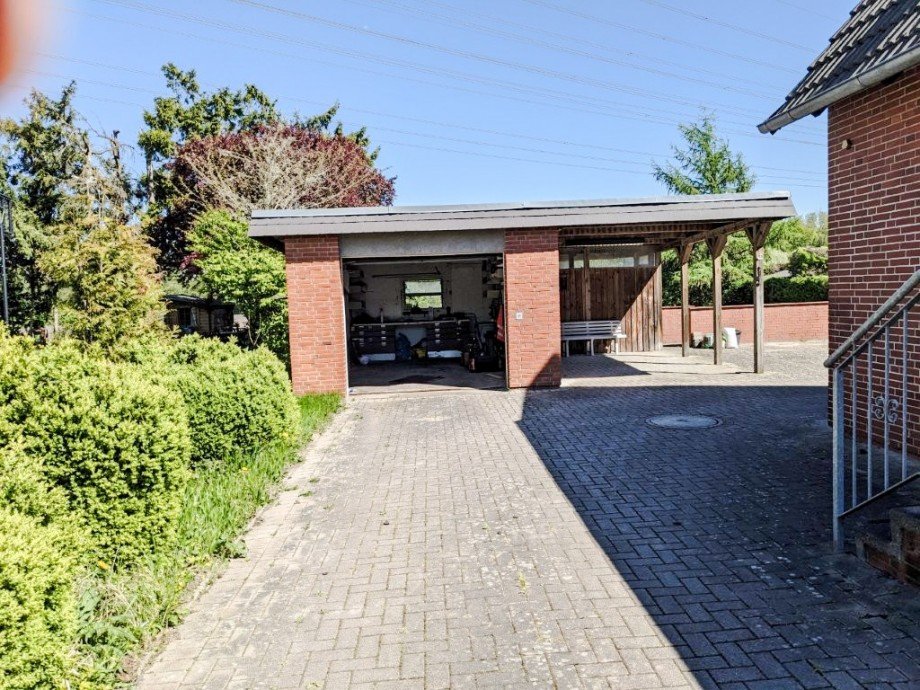 Carage + Carport Einfamilienhaus Rellingen